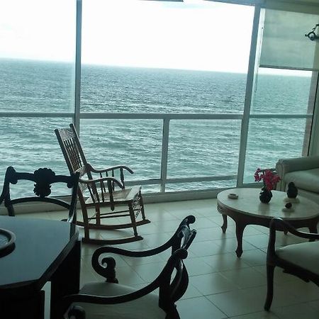 Apto En Cartagena Ed Puerto Azul Vista Al Mar Apartment ภายนอก รูปภาพ