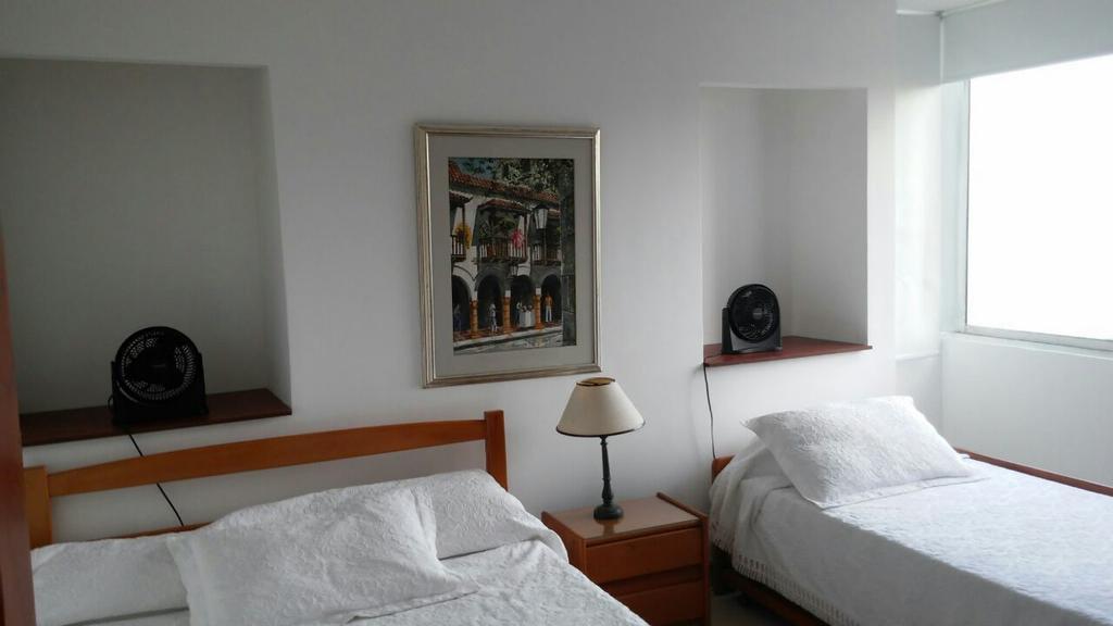 Apto En Cartagena Ed Puerto Azul Vista Al Mar Apartment ภายนอก รูปภาพ